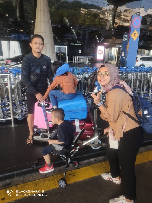 GetsTransfer.my chauffeur service in Malaysia — Executive fleet on road (Fleet Excellence)